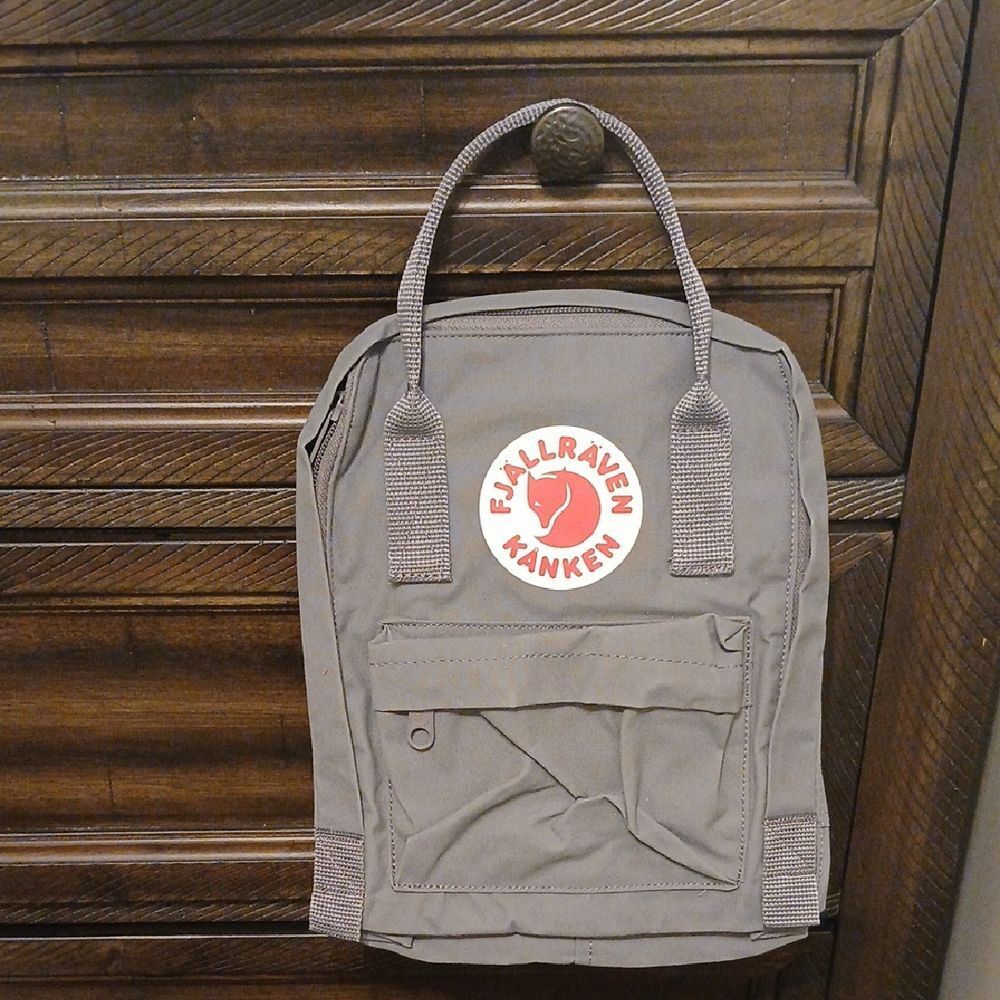 Fjallraven Kanken Gray Backpack